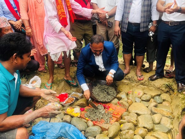 ६४ वर्ष पछि फेला पर्यो अनौठो चरा, आधा मानिस, आधा पंक्षी !